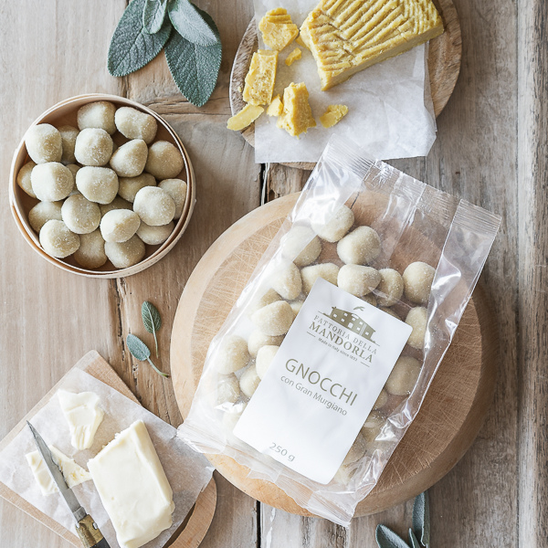 GNOCCHI CON GRAN MURGIANO - 250gr